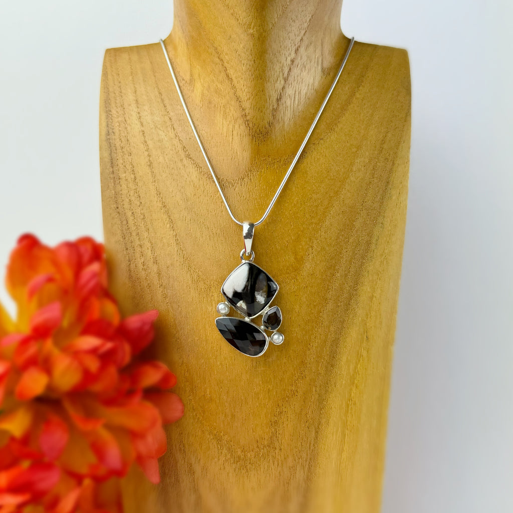 Peanut Brittle Pendant - VP345