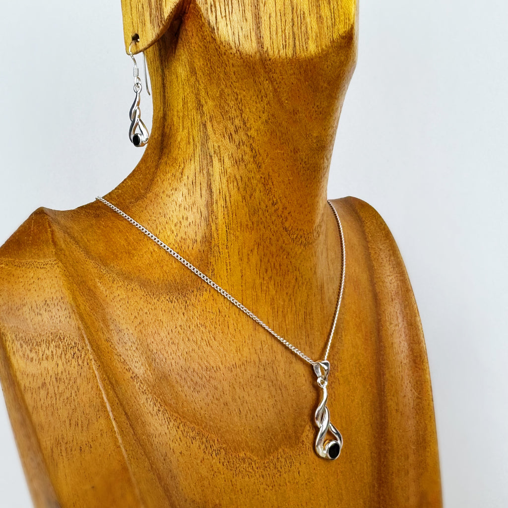 Entwined Set - VSET118