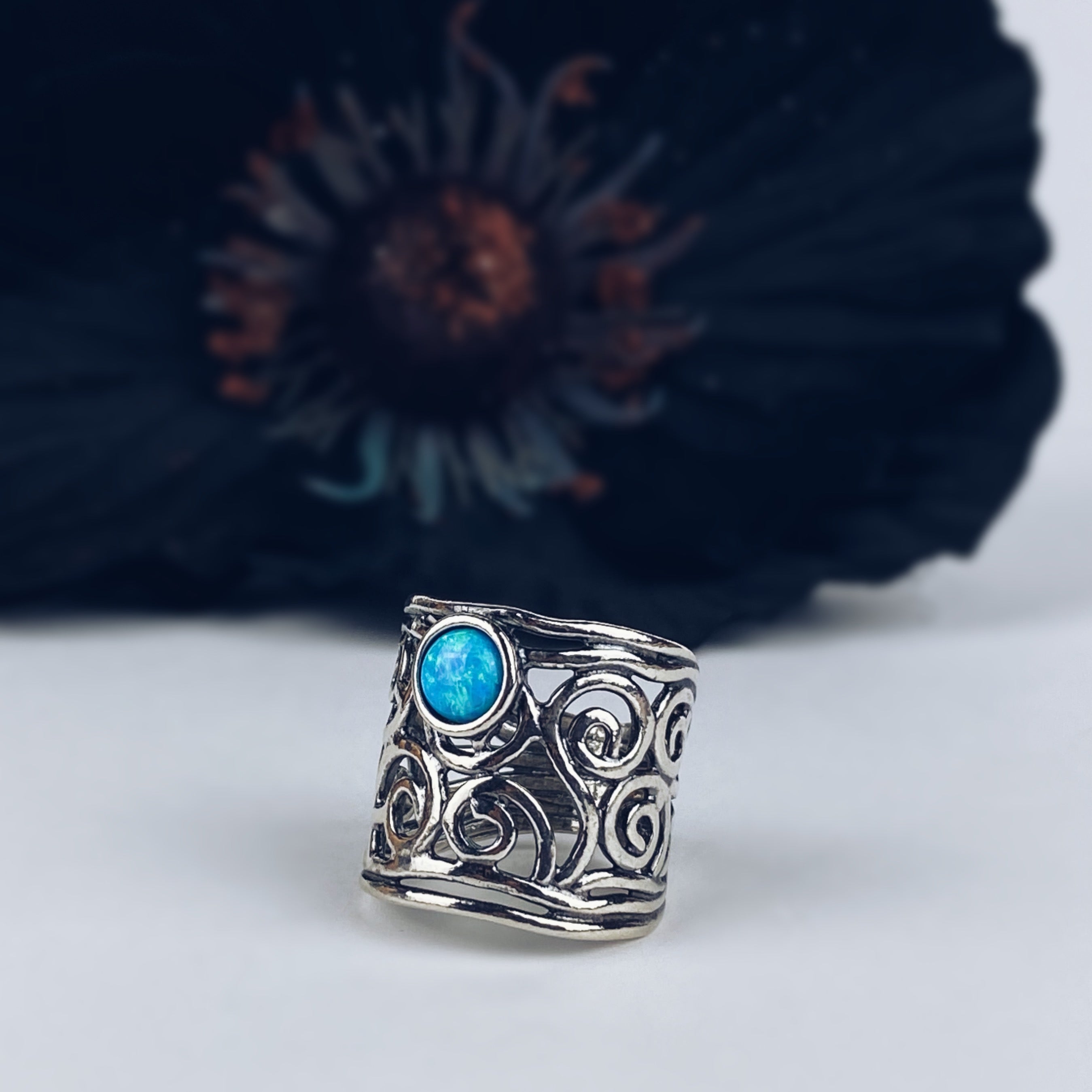 Monique Ring SR1518 – Volcano Jewellery