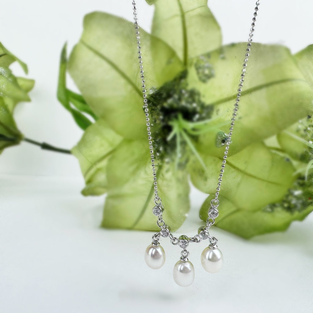 Starlit Pearls Necklace - VNKL154