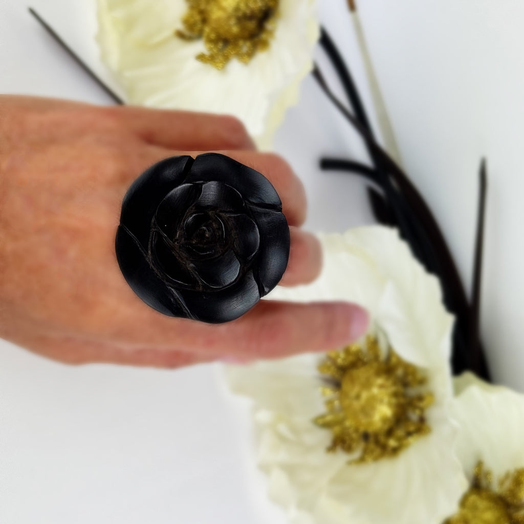 Ebony Rose Ring - VR207