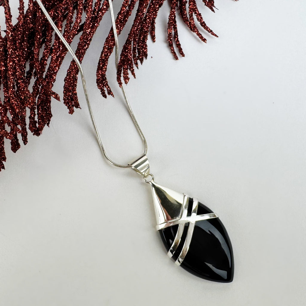 Elenore Pendant - VP510