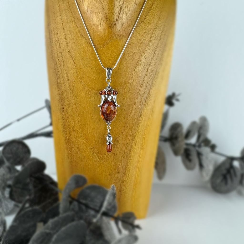 Warm Honey Pendant - VP106