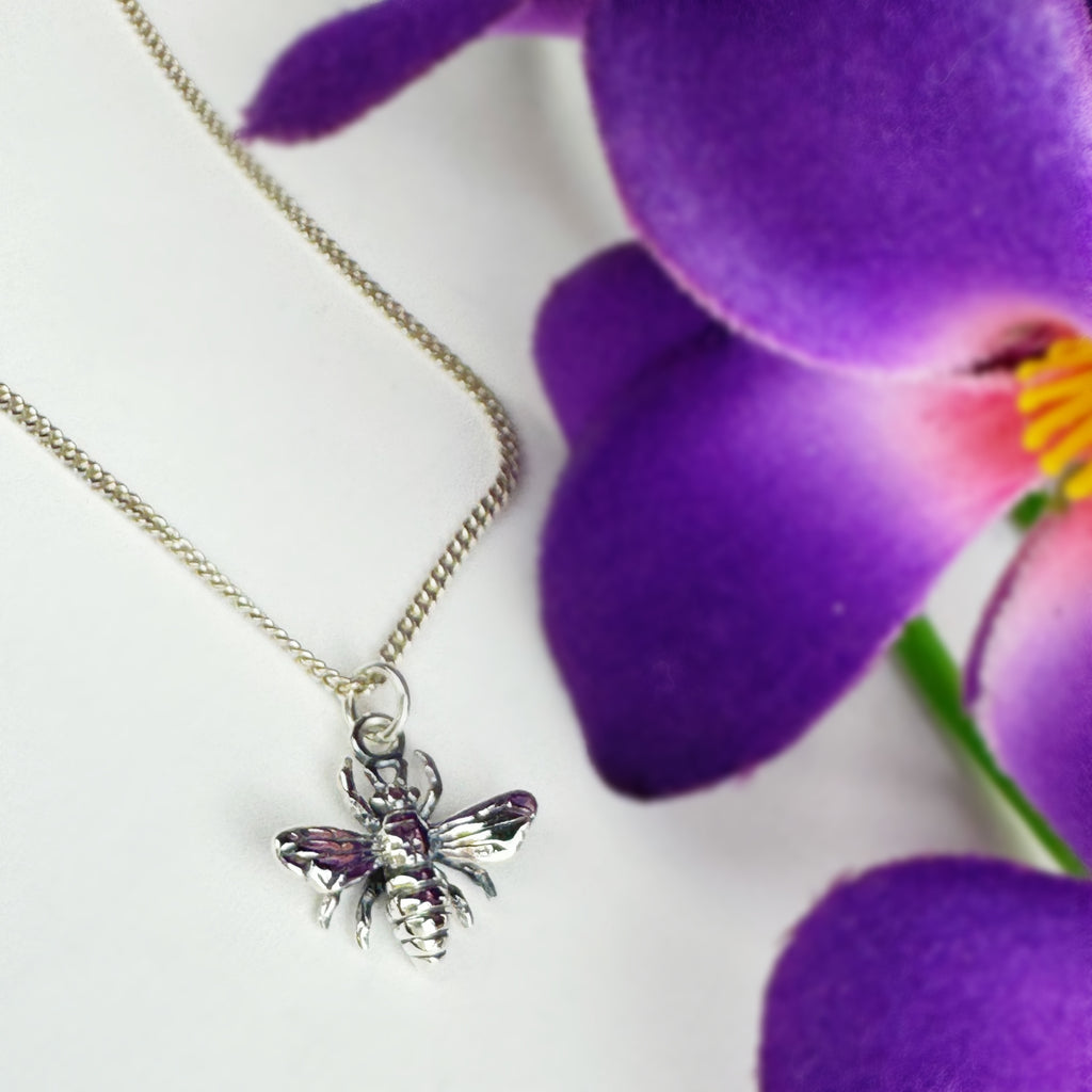 Silver Bee Pendant - VP417