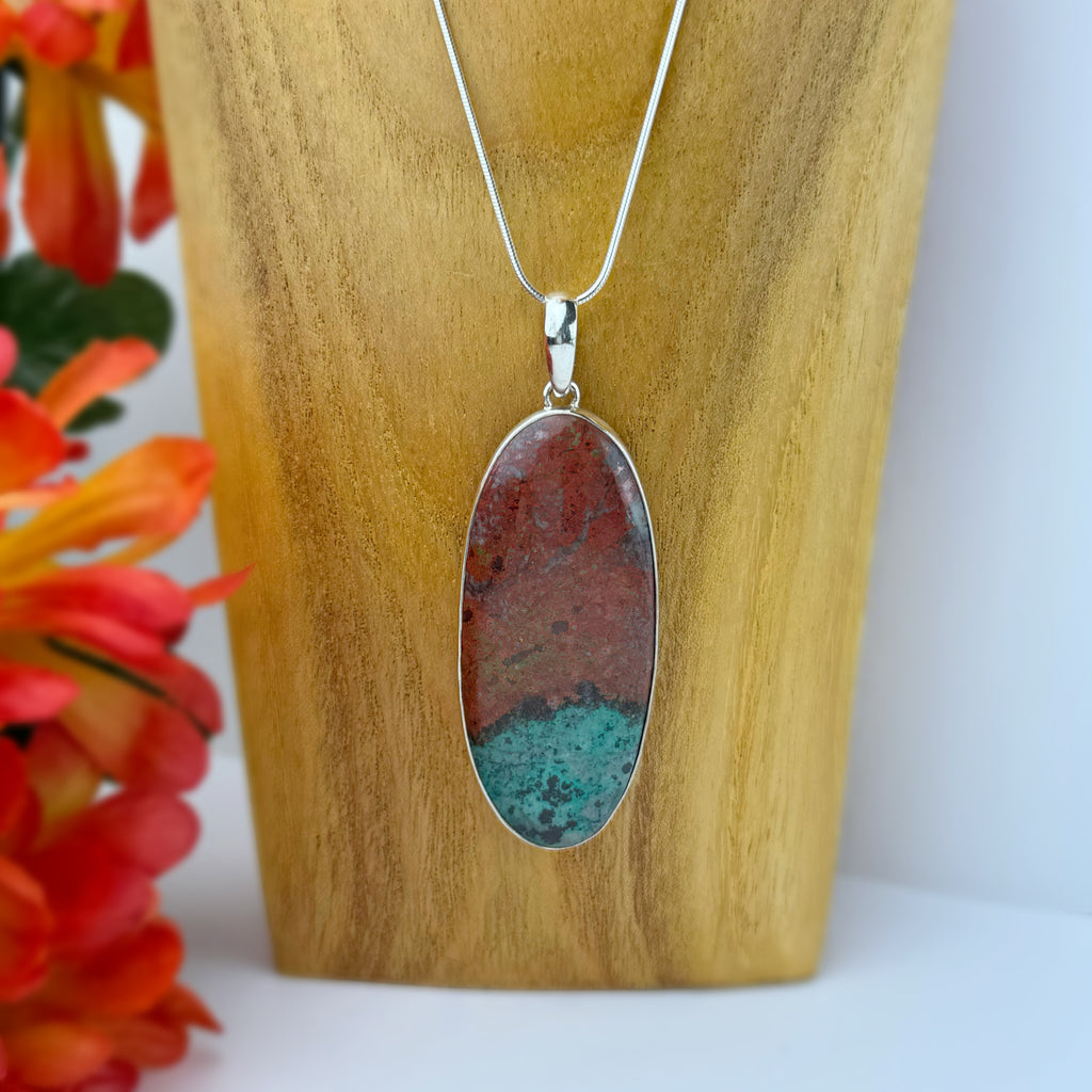 Glorious Earth Pendant - VP369