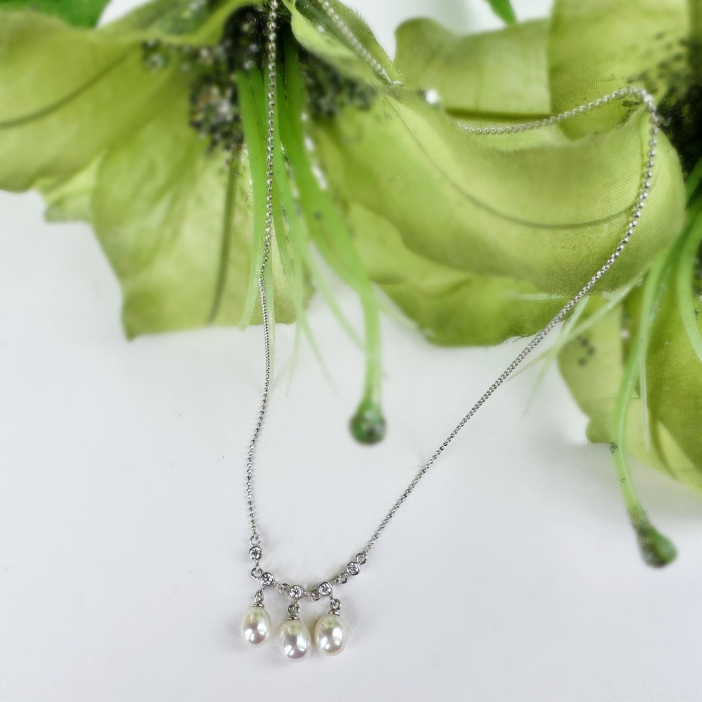 Starlit Pearls Necklace - VNKL154