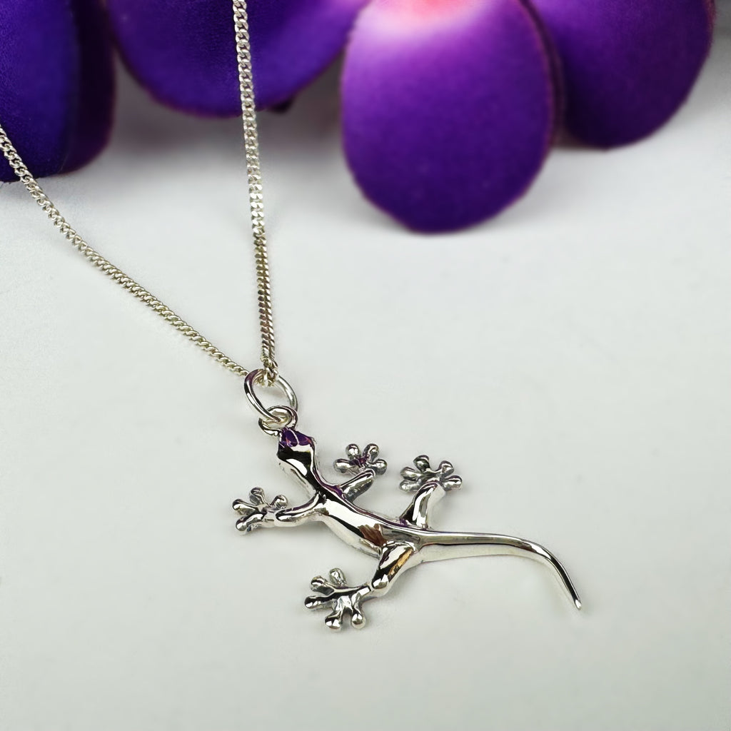 Silver Salamander Pendant - VP337