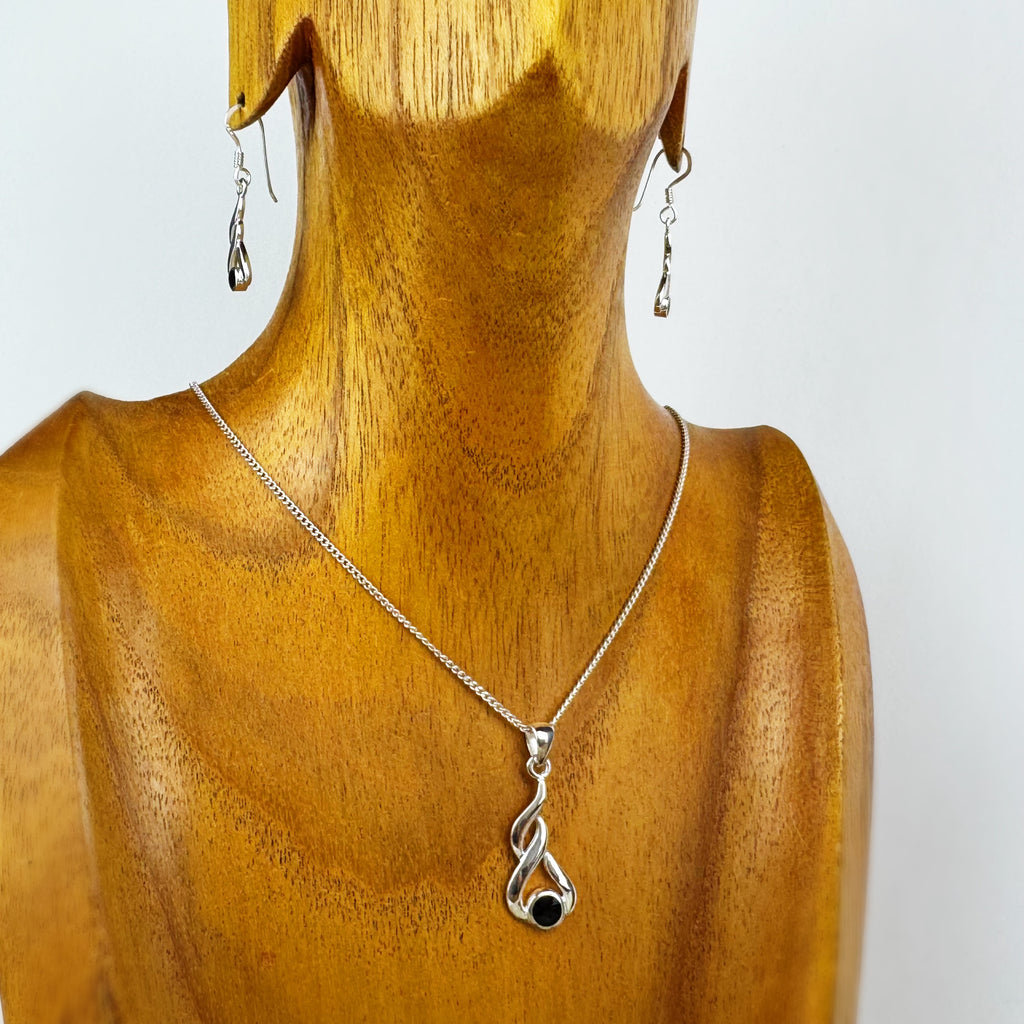 Entwined Set - VSET118