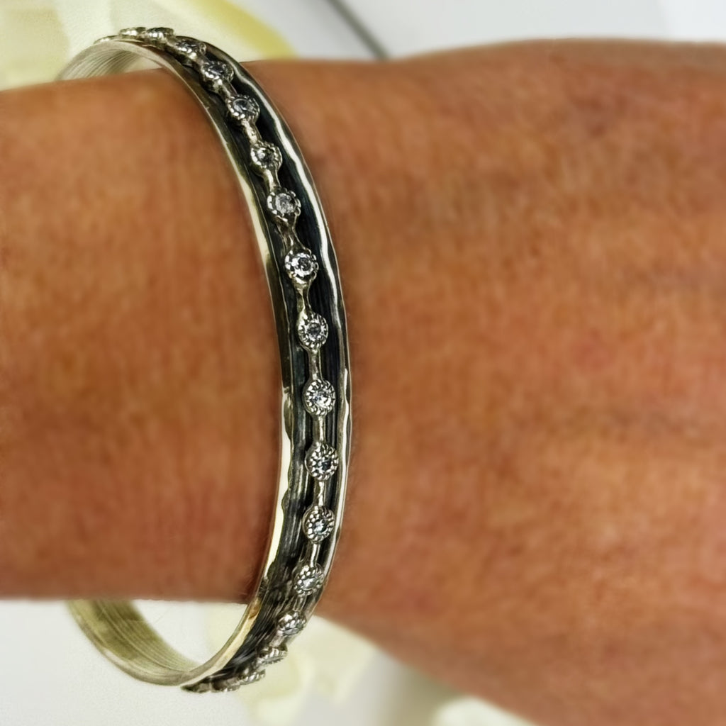 Starlink Bangle - VYB200