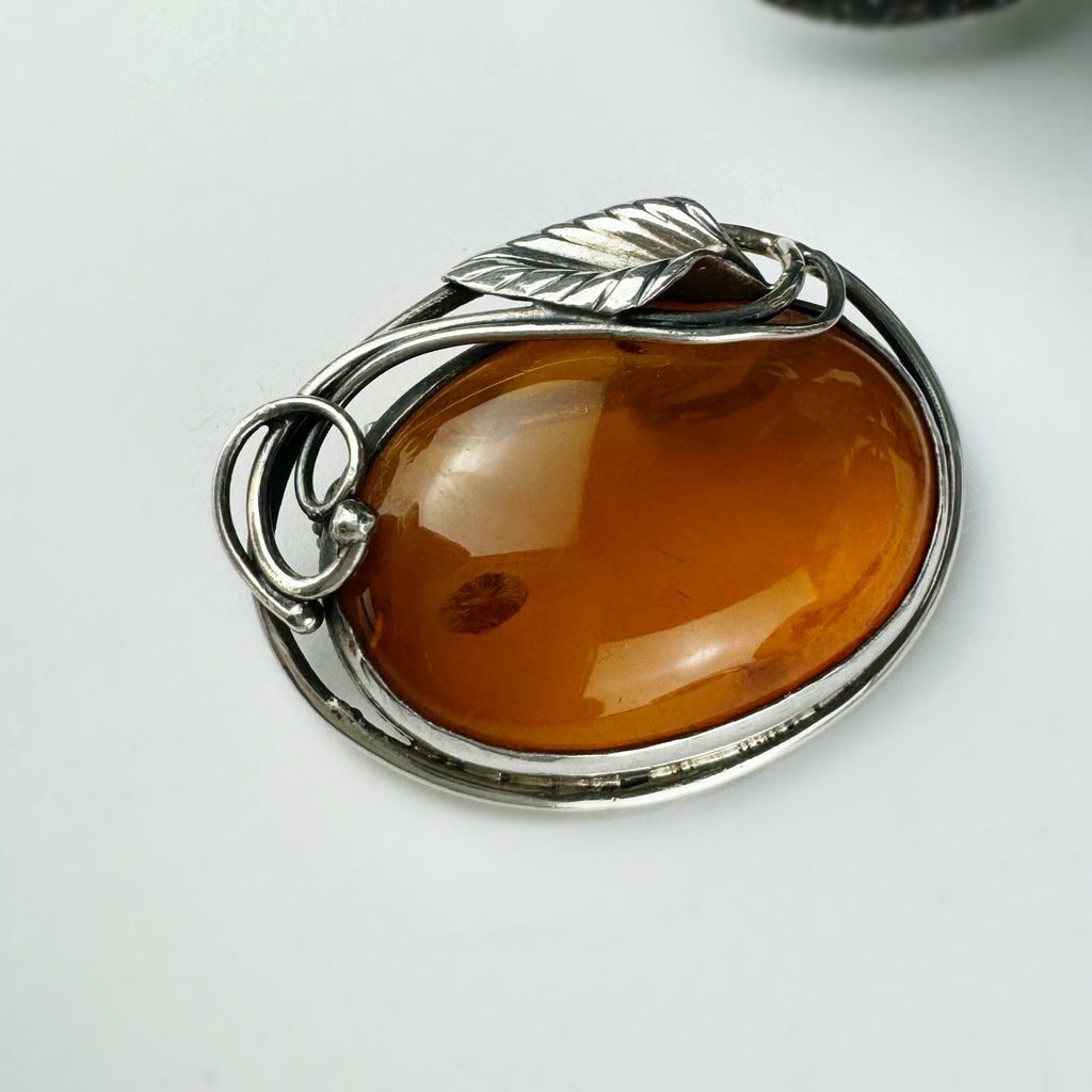 Sunlit Amber Brooch - VBR111