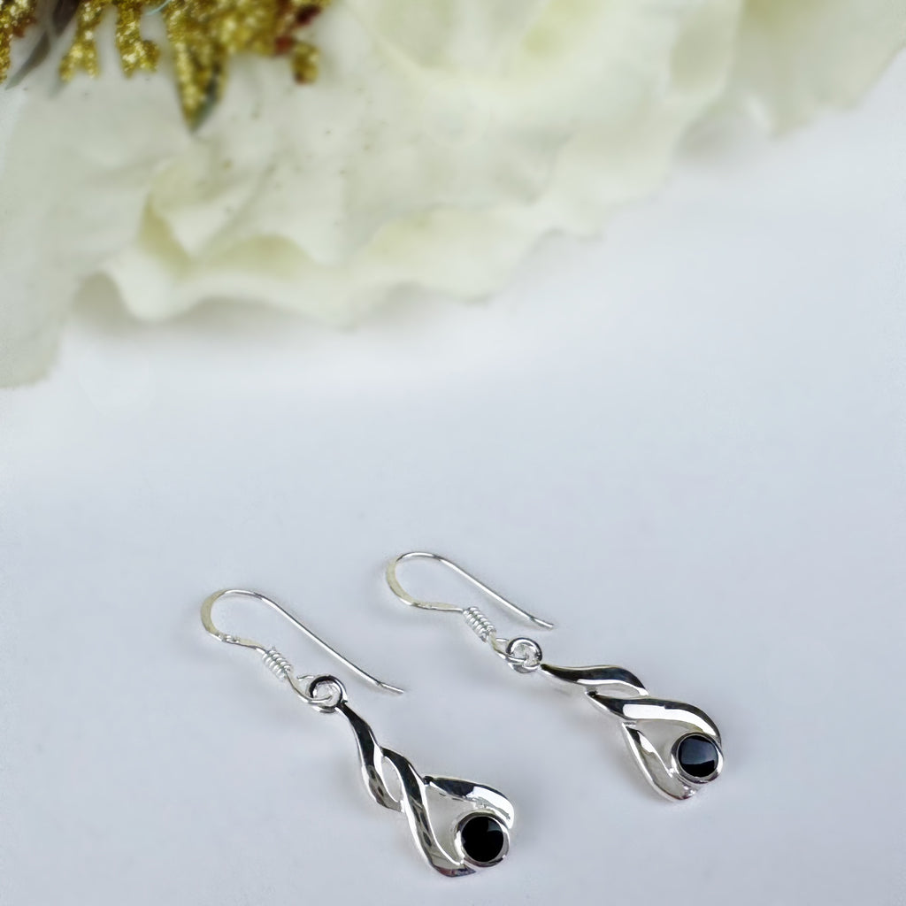 Entwined Set - VSET118