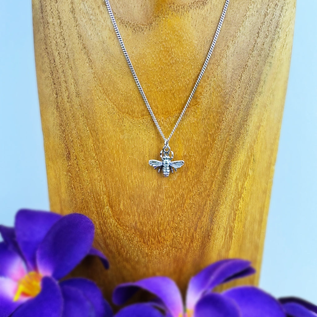 Silver Bee Pendant - VP417