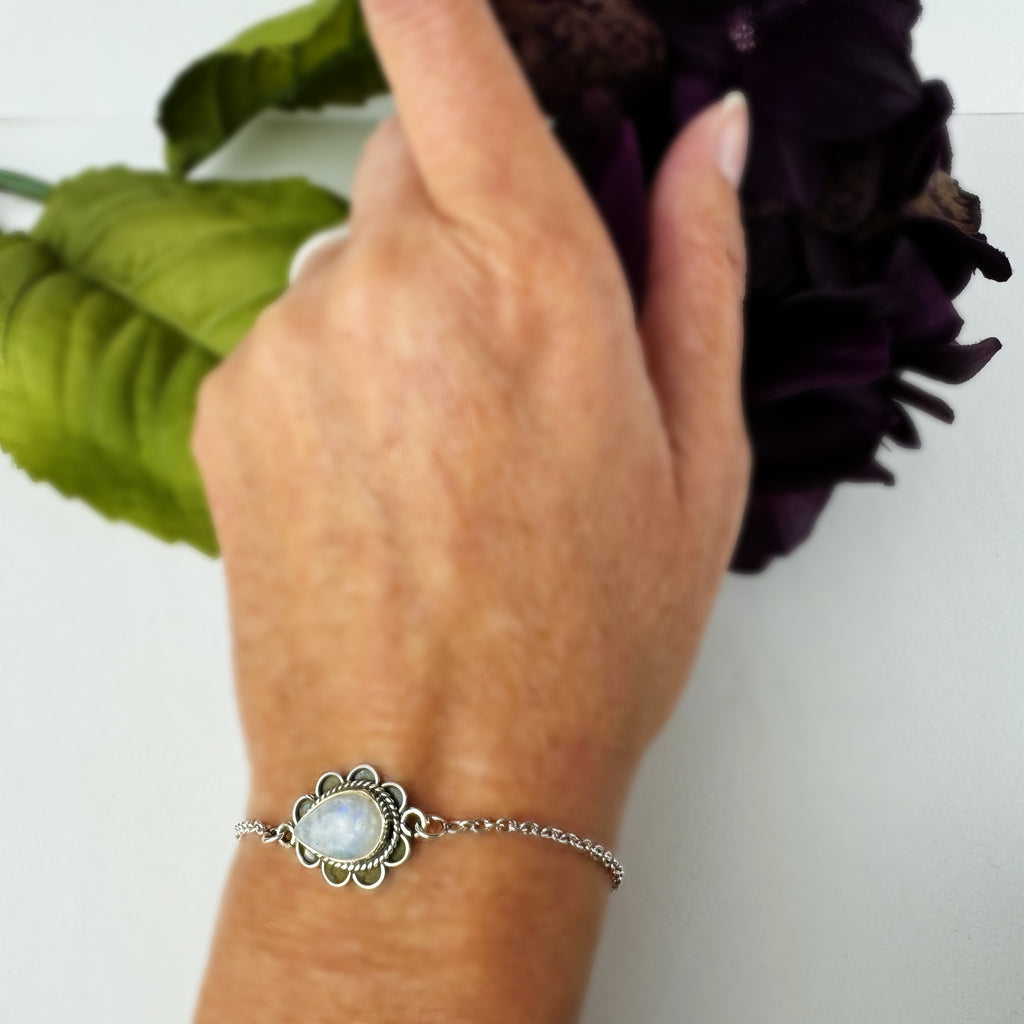 Precious Moonstone Tear Bracelet - VBRC351M