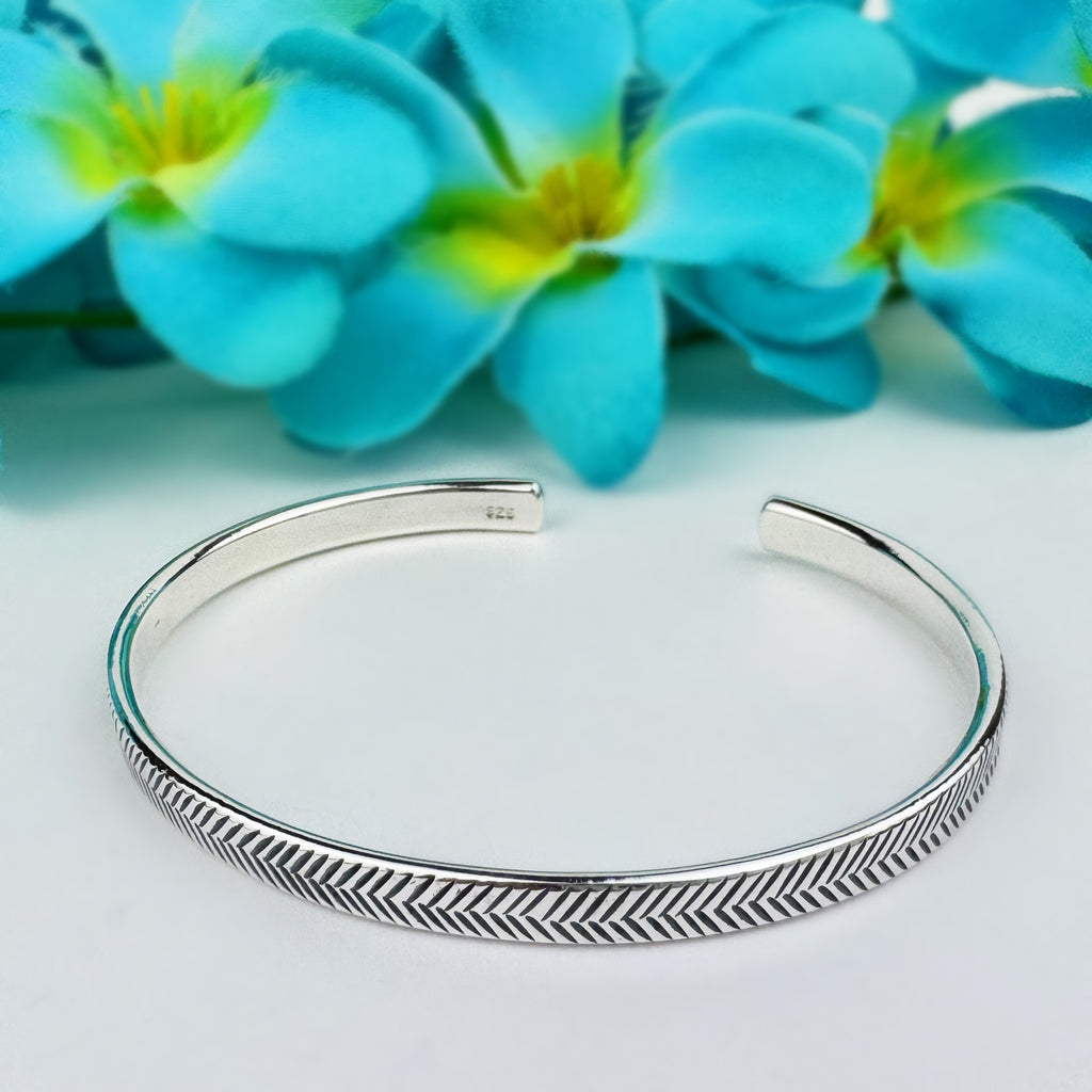 Runway Bangle - VBGL169