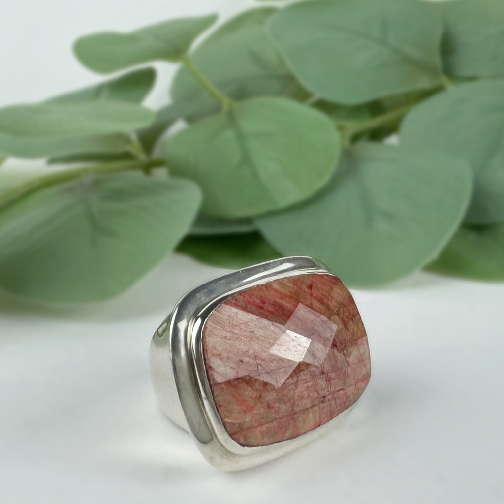 Strawberry Quartz Ring - VR504