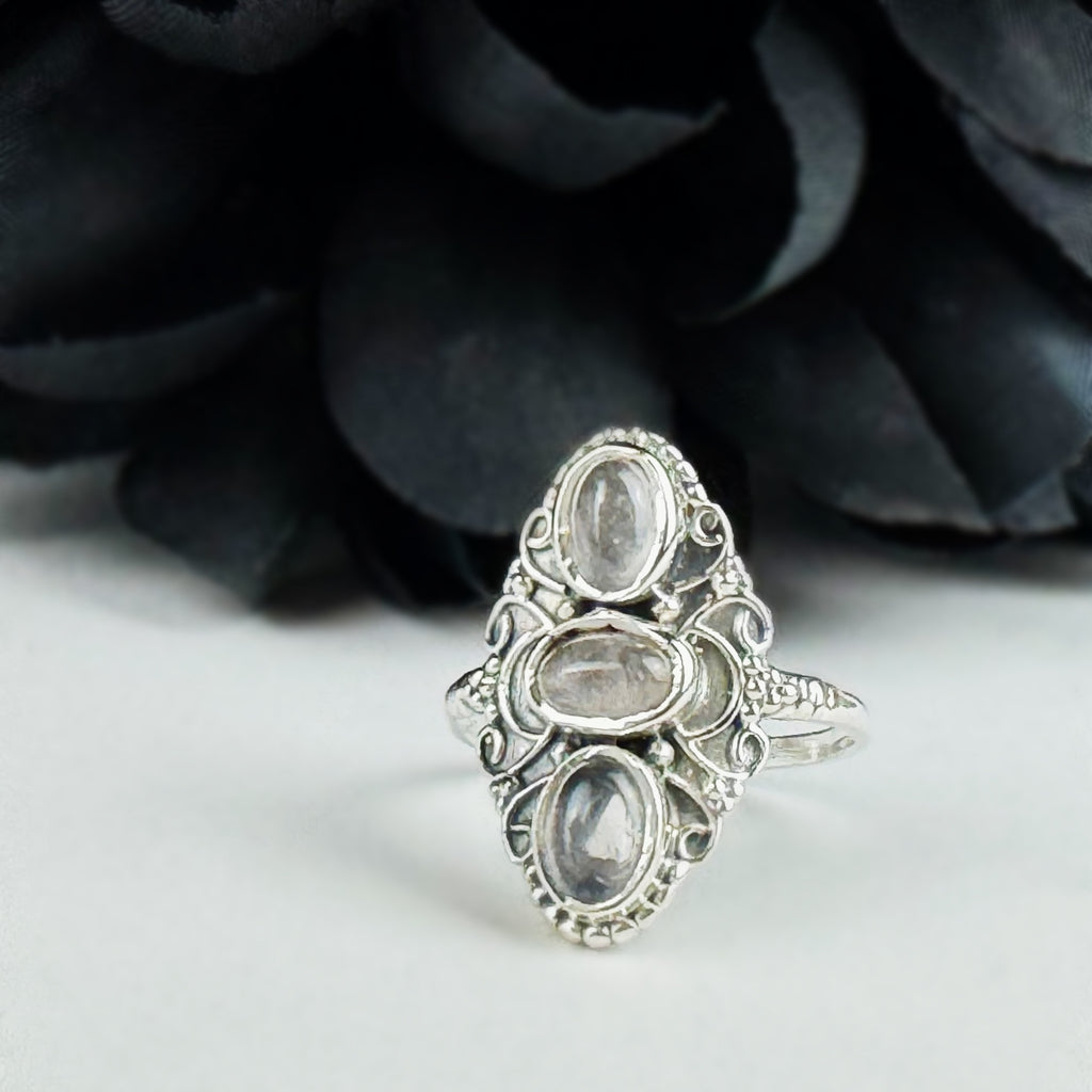 Mitzy Ring - VR240