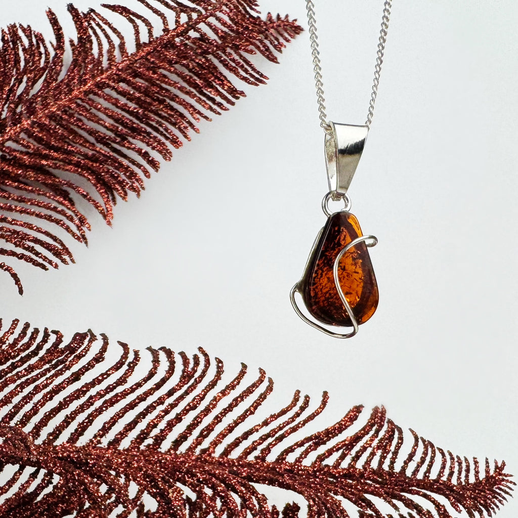 Amber Wrap Pendant - VP386