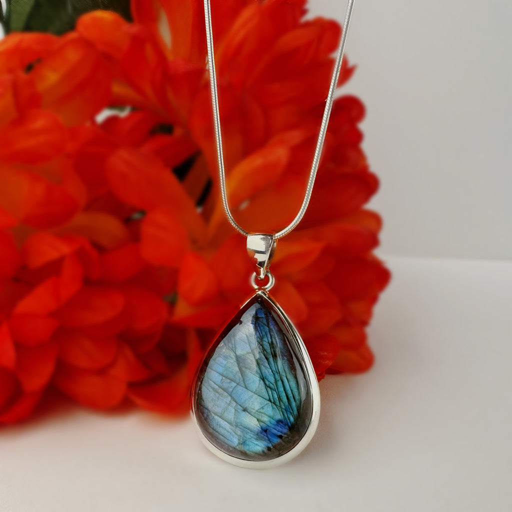 Borealis Tear Pendant - VP433T