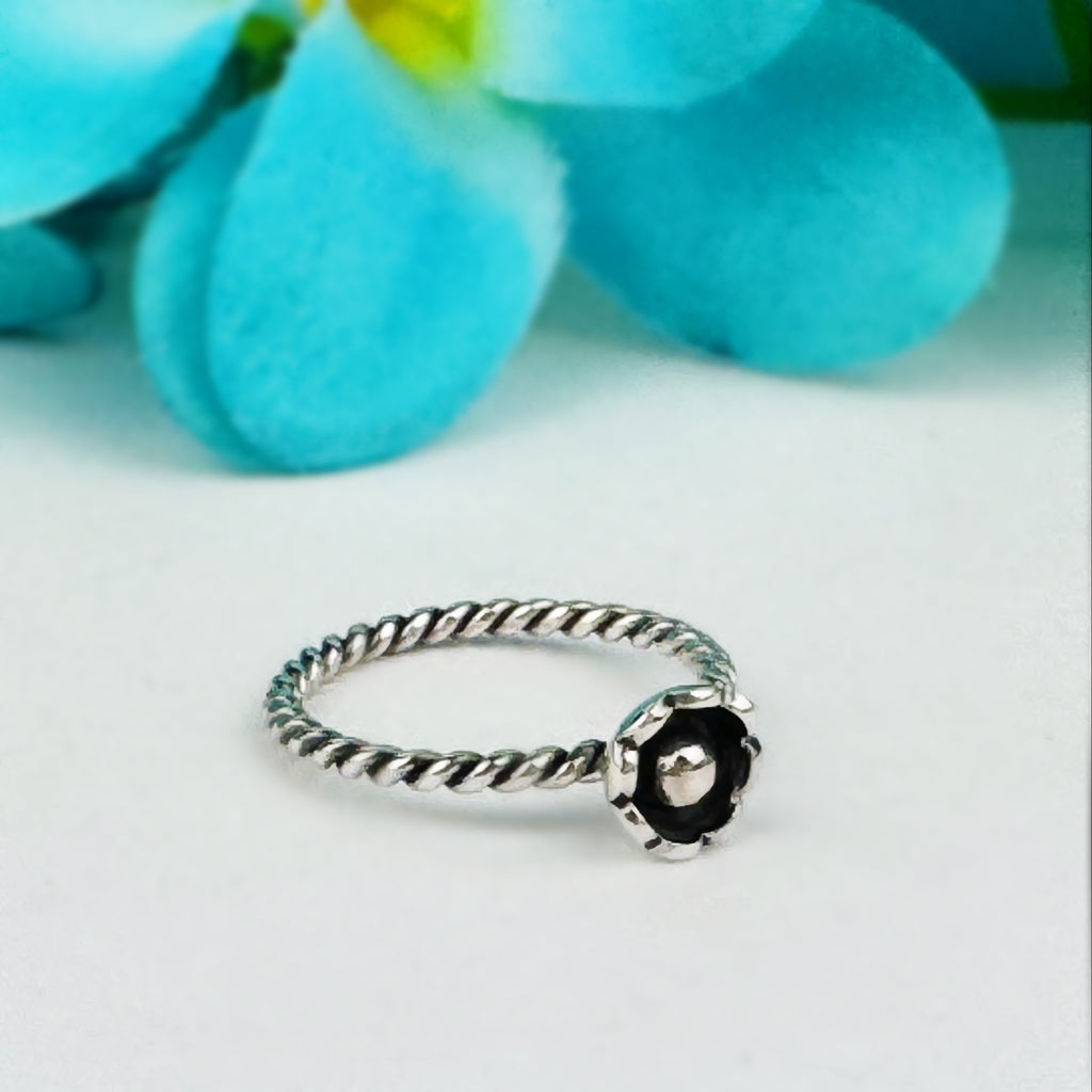 Flower Twist Ring - VR227
