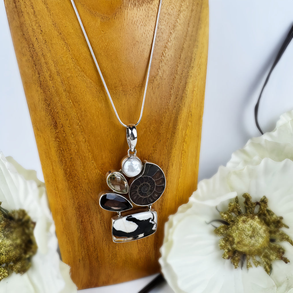 Crema Pendant - VP389