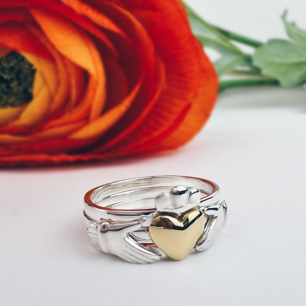 Golden Heart Ring - VR162