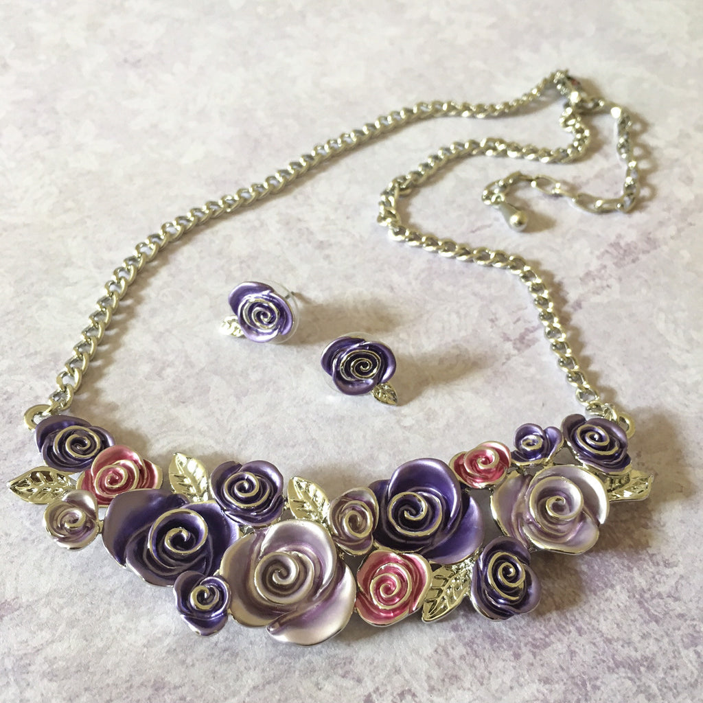 Bouquet Collar Necklace - VFN101