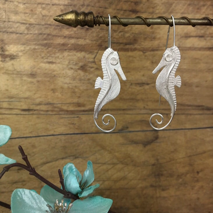 Sweet Seahorse Earrings - VE102