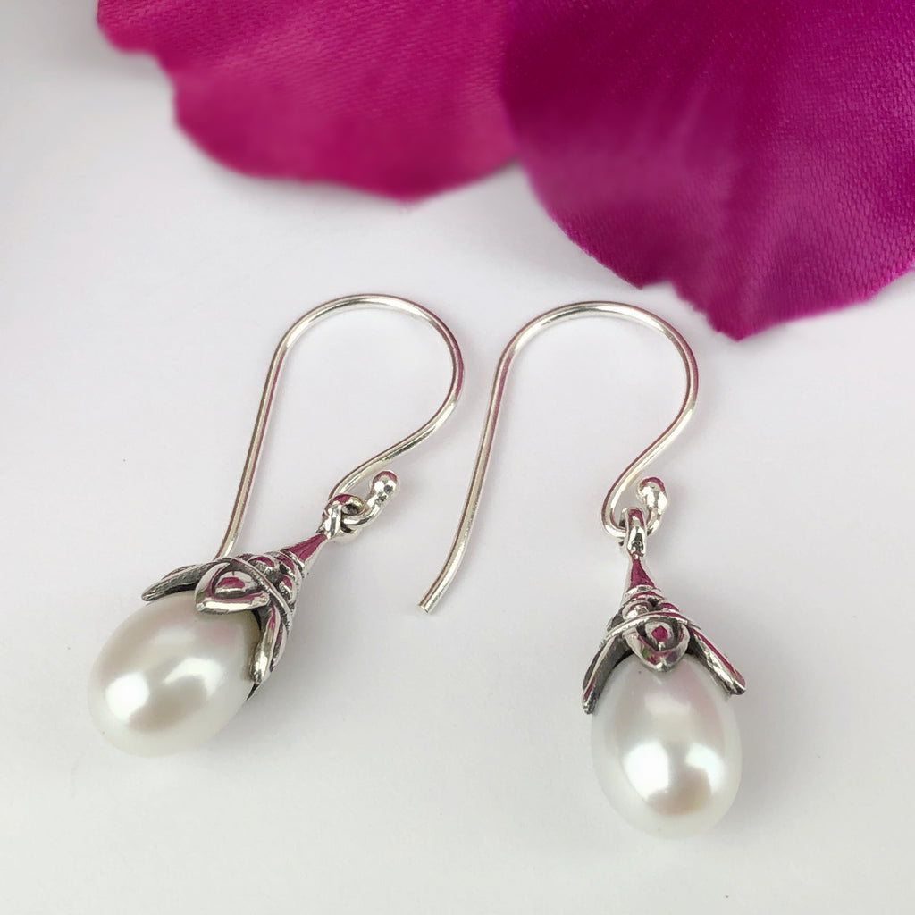 Petal Pearl Earrings- SE4714